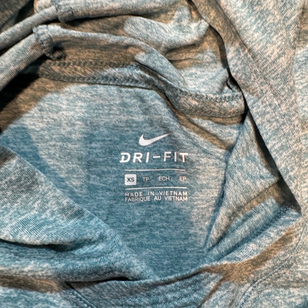 Nike Women's Blue Dri-Fit Lightweight Hoodie - Picture 2 of 3
